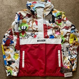 New‼️ Men’s Looney Tunes Half Zip Pullover